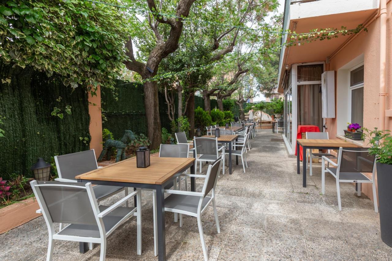 Checkin Trave Hotel Figueres  Exterior foto